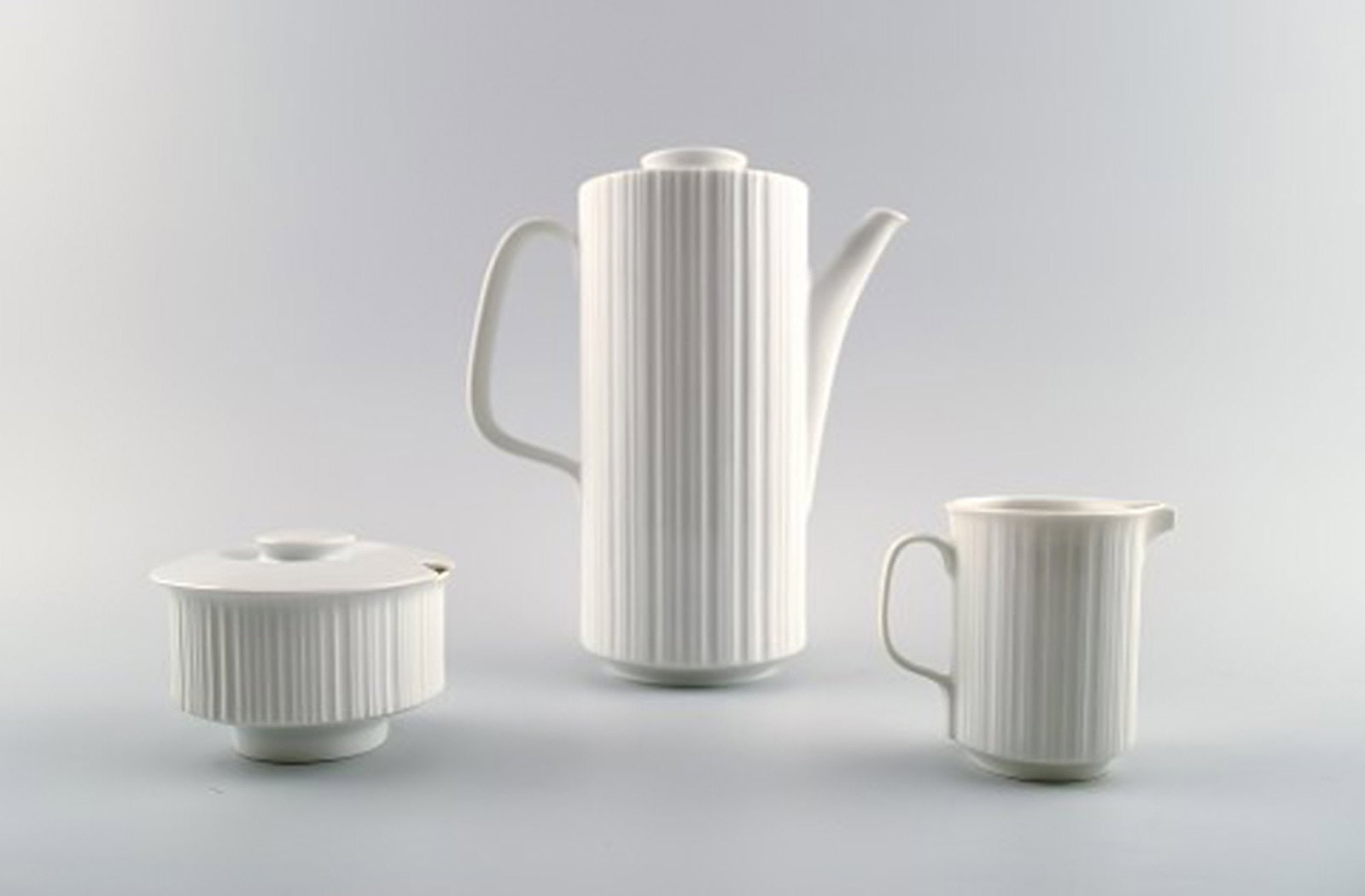 Tapio Wirkkala for Rosenthal Studio-line Porcelaine noire, 6 person mocha service in black and white - 5
