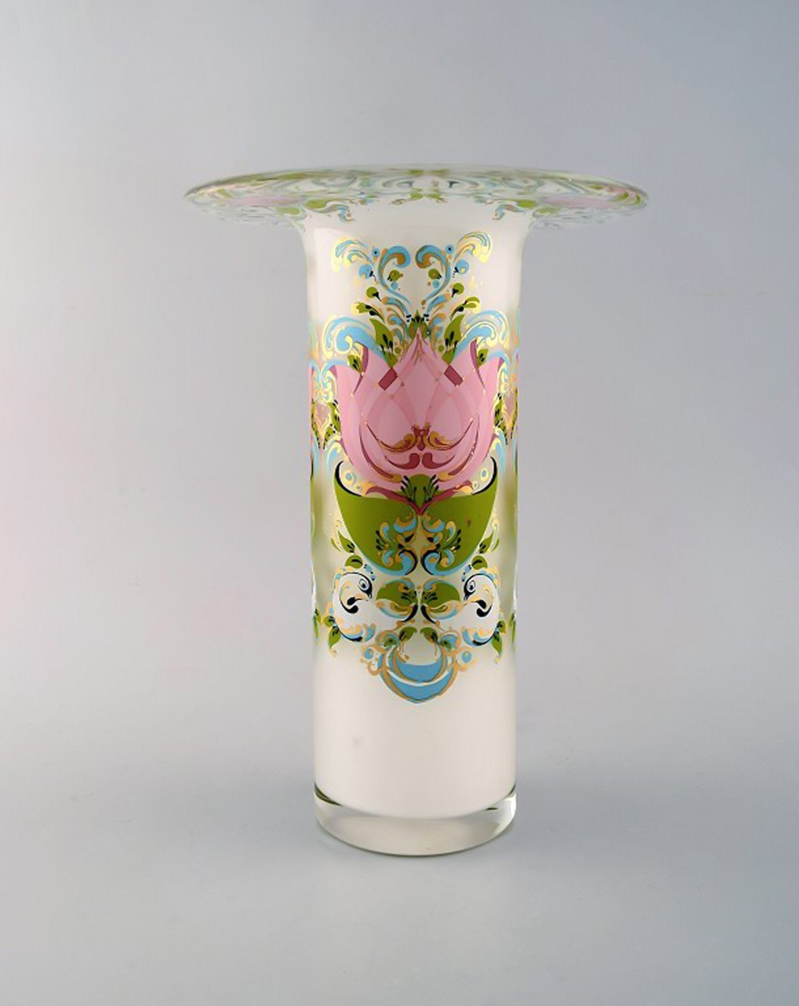 Bjørn Wiinblad for Rosenthal Studio Line. Art glass vase decorated with flowers and swans.: Brand: Rosenthal Bjørn Wiinblad for Rosenthal Studio Line. Art glass vase decorated with flowers and swans. 1980's. Reserve: $294.00 Shipping: Domestic: Shipping rates are determined by