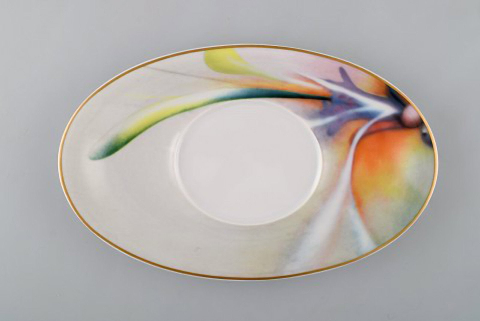Paul Wunderlich for Rosenthal. Large "Mythos" sauce boat with saucer in porcelain. 1980 / 90's. - 4