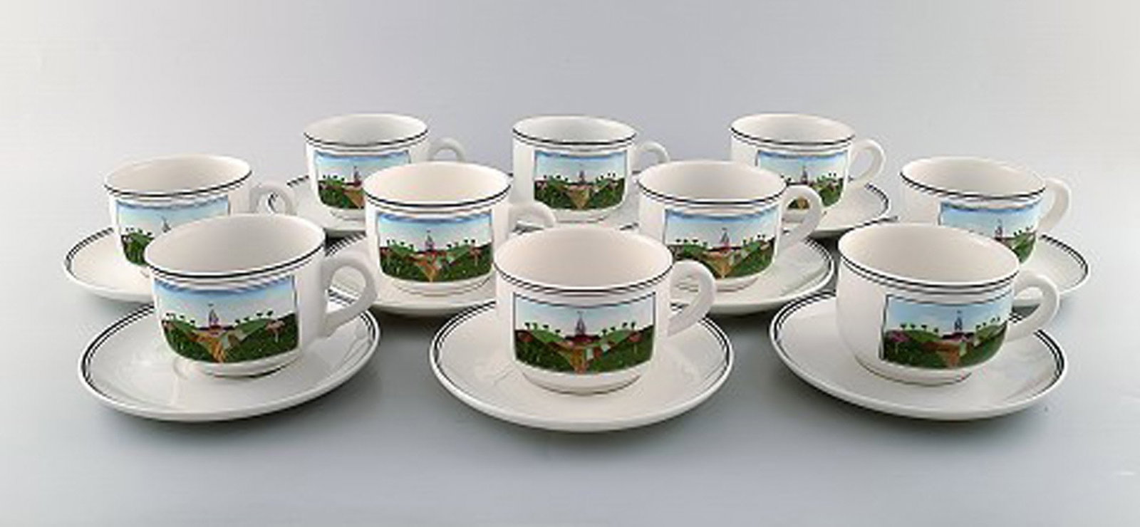 Villeroy & Boch Naif coffee service in porcelain. A set of 10 large cups with saucers decorated with - 2