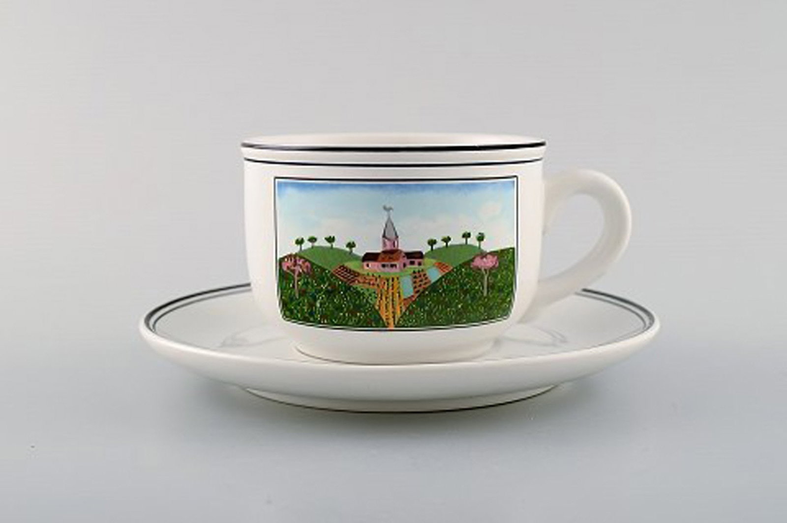 Villeroy & Boch Naif coffee service in porcelain. A set of 10 large cups with saucers decorated with - 3