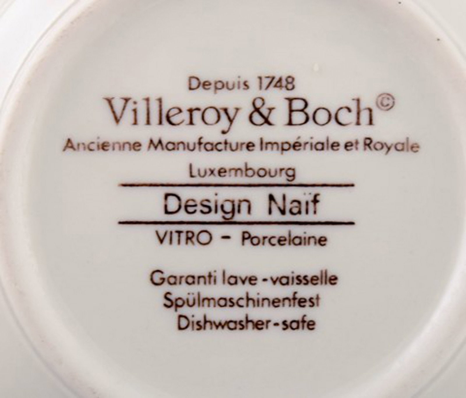 Villeroy & Boch Naif lidded jar in porcelain decorated with naivist village motif. - 4