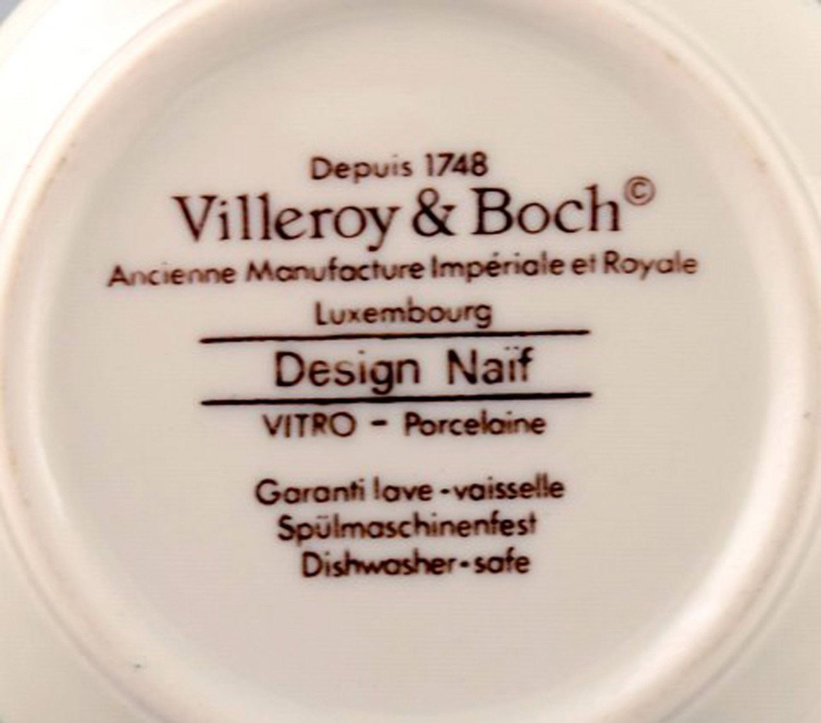 Villeroy & Boch Naif lidded jar in porcelain decorated with naivist village motif. - 4