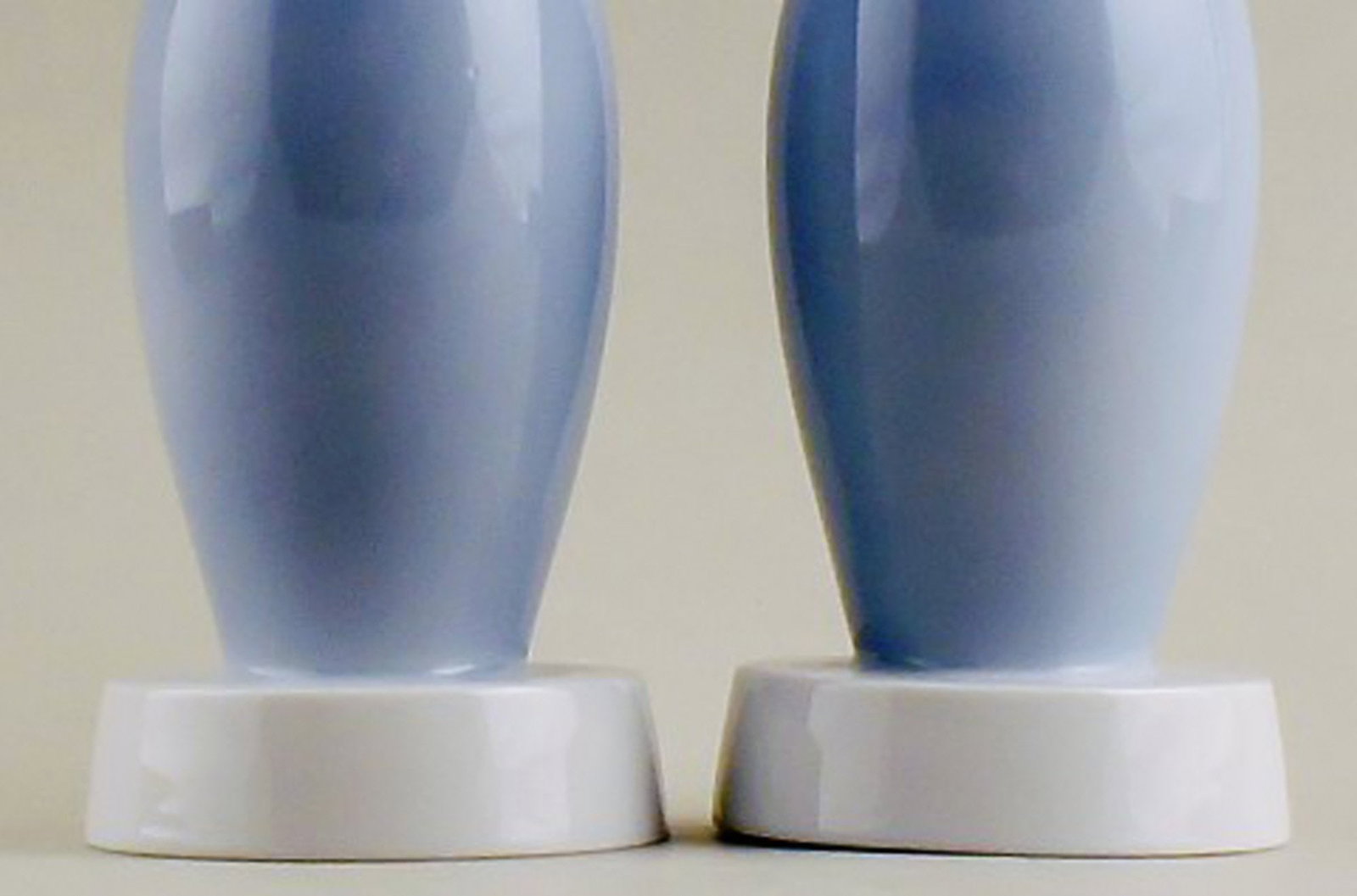 Rare pair of B&G (Bing & Grondahl) bowling pins, number 6132. - 3