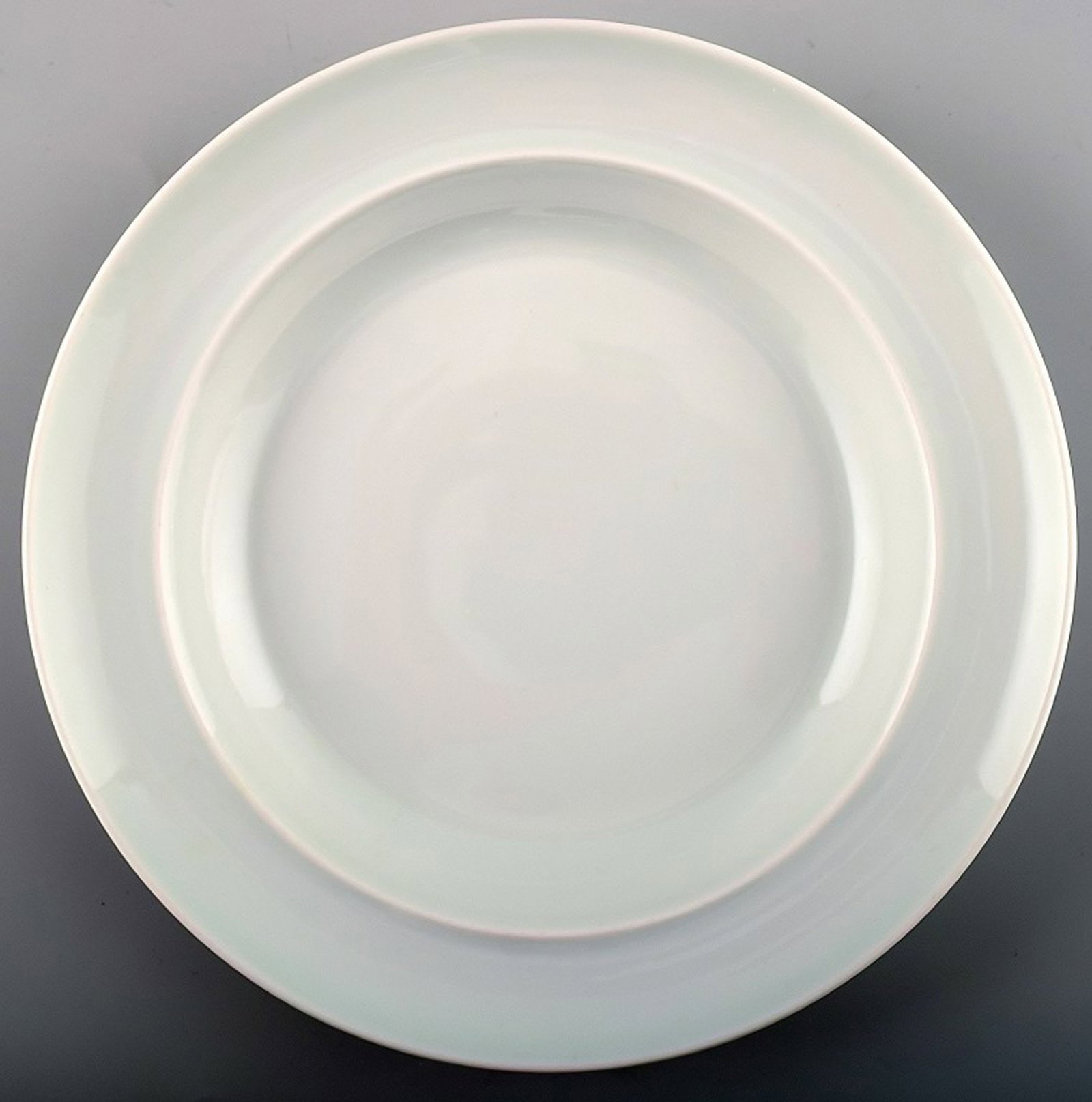 Bing & Grondahl, B&G, White Koppel, deep plate for pasta/soup. 6 pcs. in stock.: Brand: Bing & Grøndahl Bing & Grondahl, B&G, White Koppel, deep plate for pasta/soup. 6 pcs. in stock. Reserve: $18.00 Shipping: Domestic: Shipping rates are determined by destination