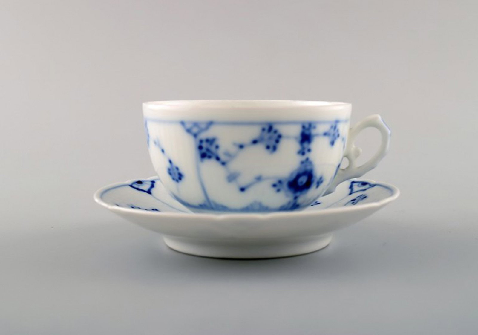 Bing & Grondahl / B&G, Blue Fluted. Coffee cup with saucer. (1 of 4)