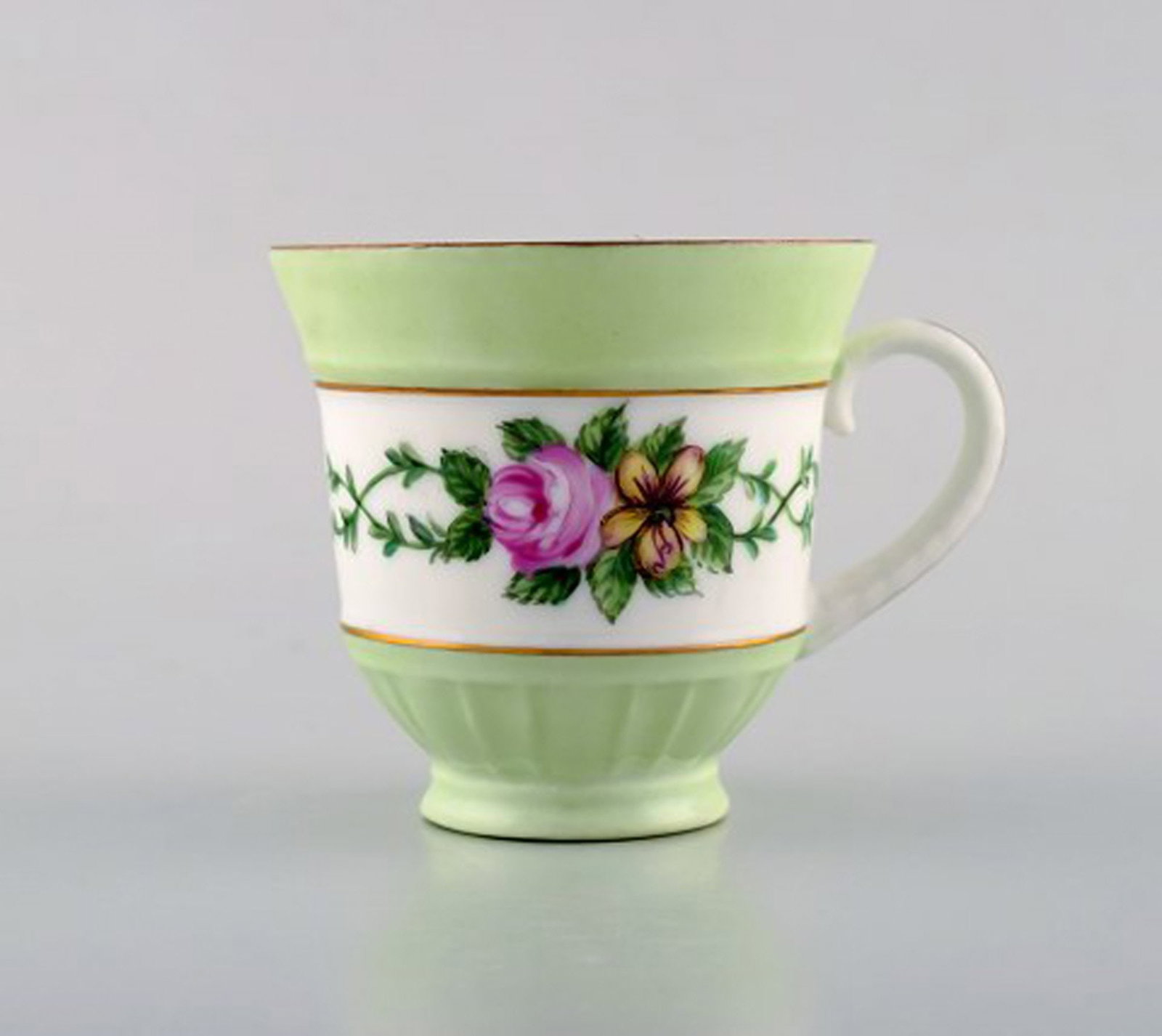 Five early Bing and Grondahl coffee cups with saucers. Hand-painted flower decoration and overglaze. - 5