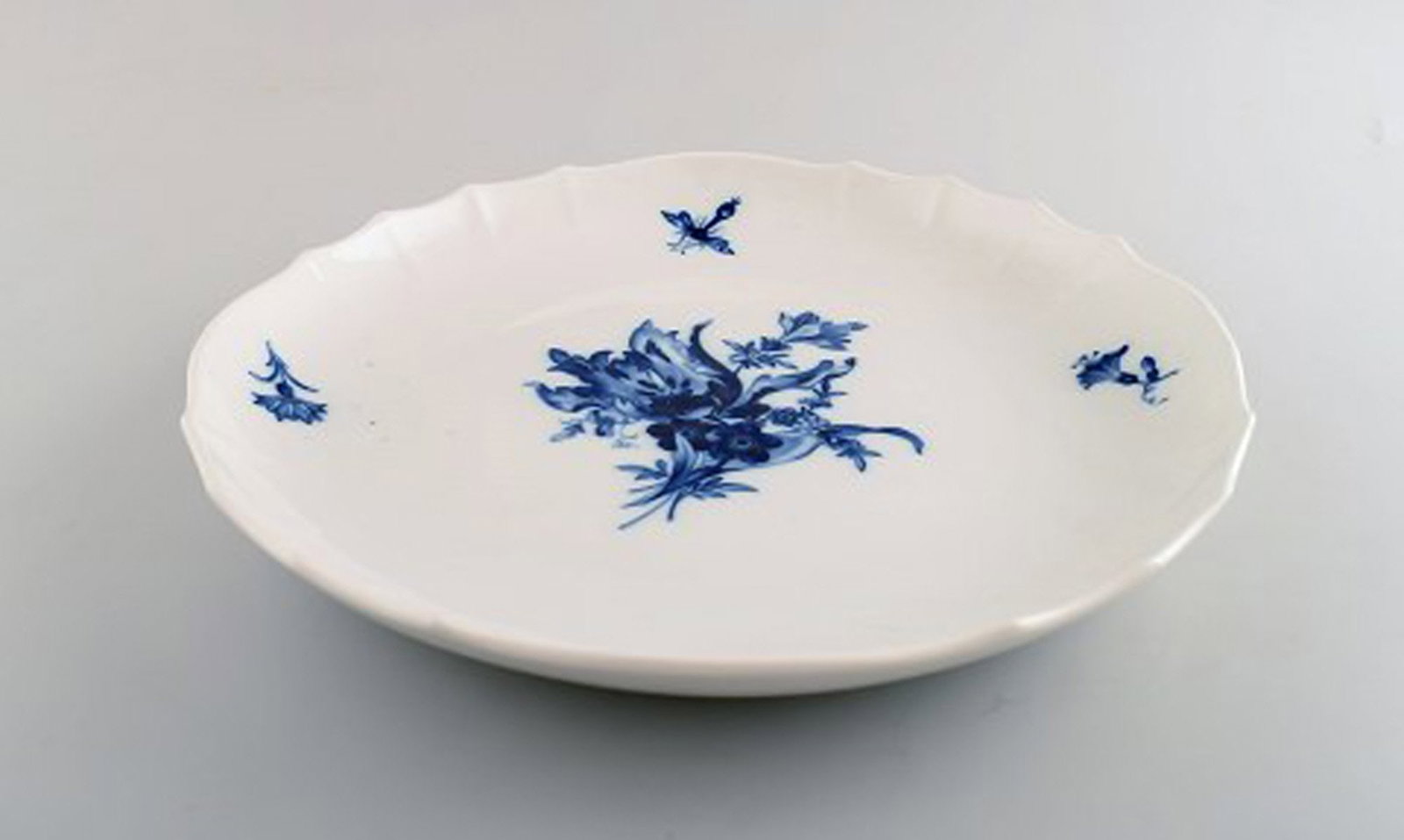 Meissen blue onion low porcelain bowl. Ca. 1920. - 2