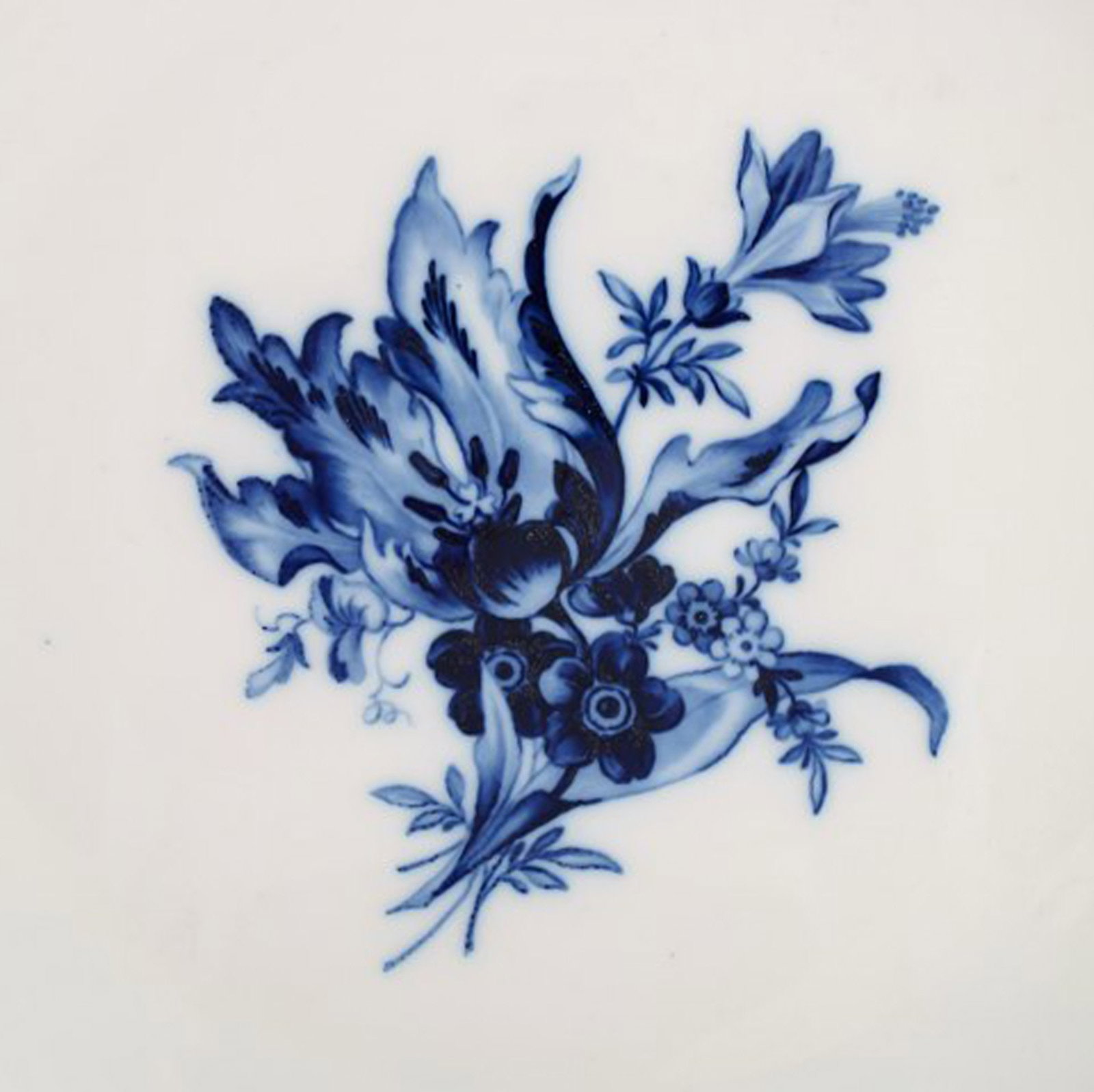 Meissen blue onion low porcelain bowl. Ca. 1920. - 3