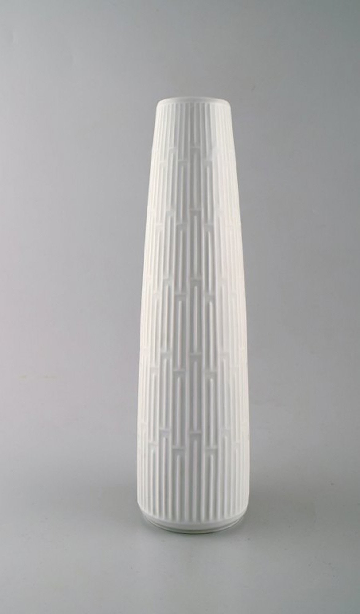 Large Meissen blanc de chine vase with geometric pattern. Stylish design, 1960's.: Brand: Meissen Large Meissen blanc de chine vase with geometric pattern. Stylish design, 1960's. Reserve: $413.00 Shipping: Domestic: Shipping rates are determined by destination International: