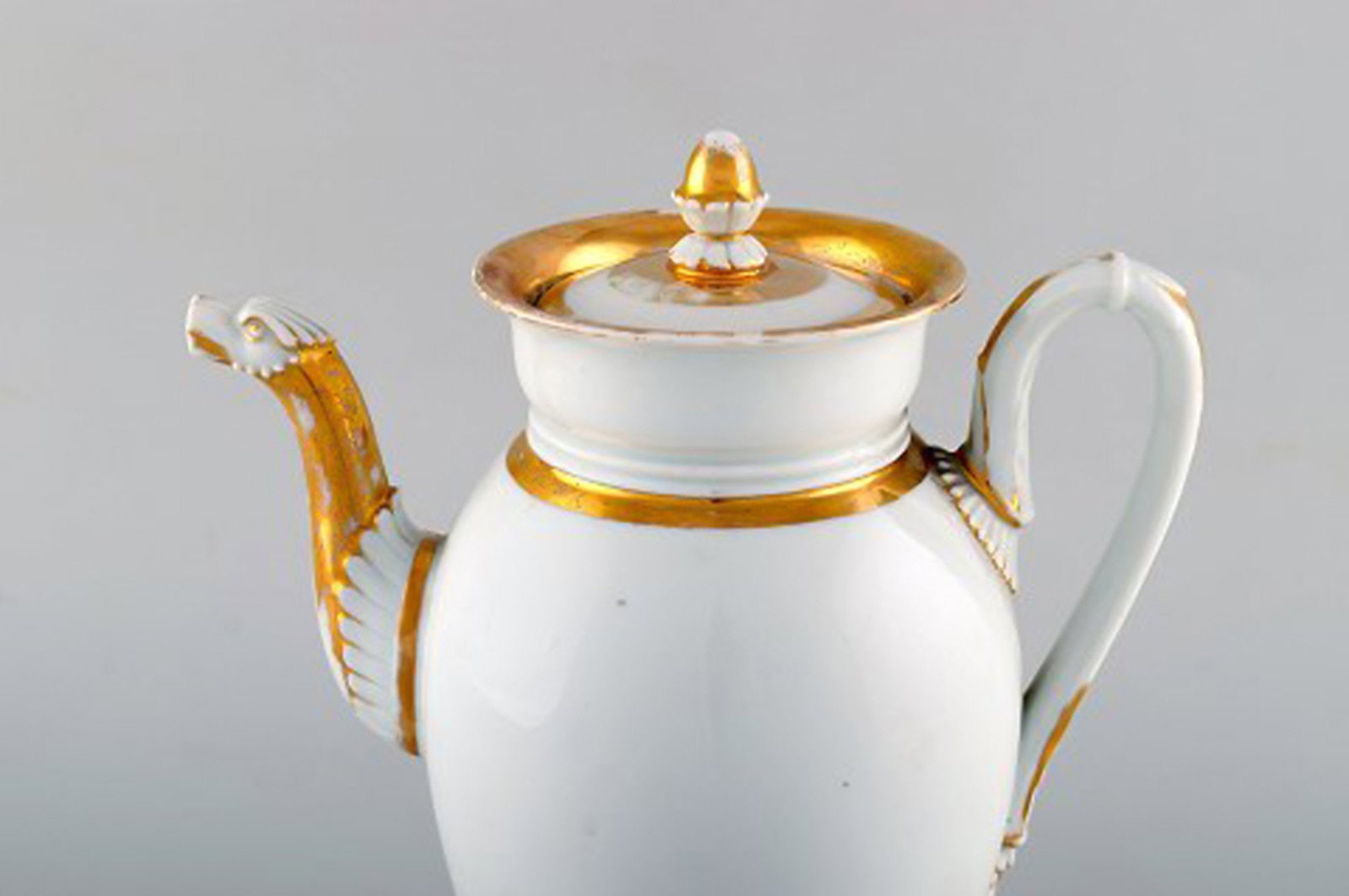 Antique Meissen empire coffee pot with gold decoration. 19th century. - 2