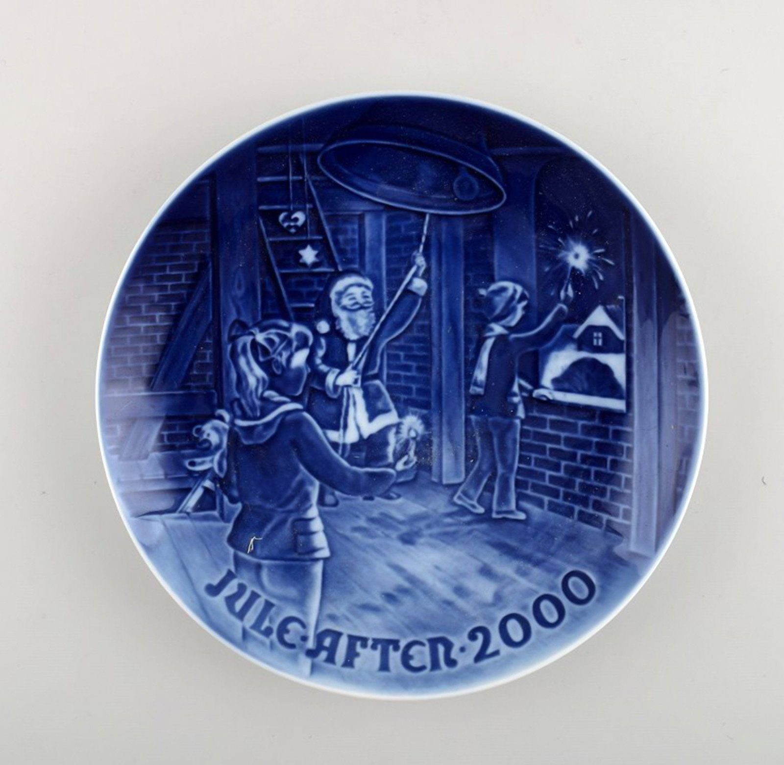 B&G Christmas Plate 2000. "Christmas in the clock tower": Brand: Bing & Grøndahl B&G Christmas Plate 2000. "Christmas in the clock tower" Reserve: $28.00 Shipping: Domestic: Shipping rates are determined by destination International: Foreign shipping