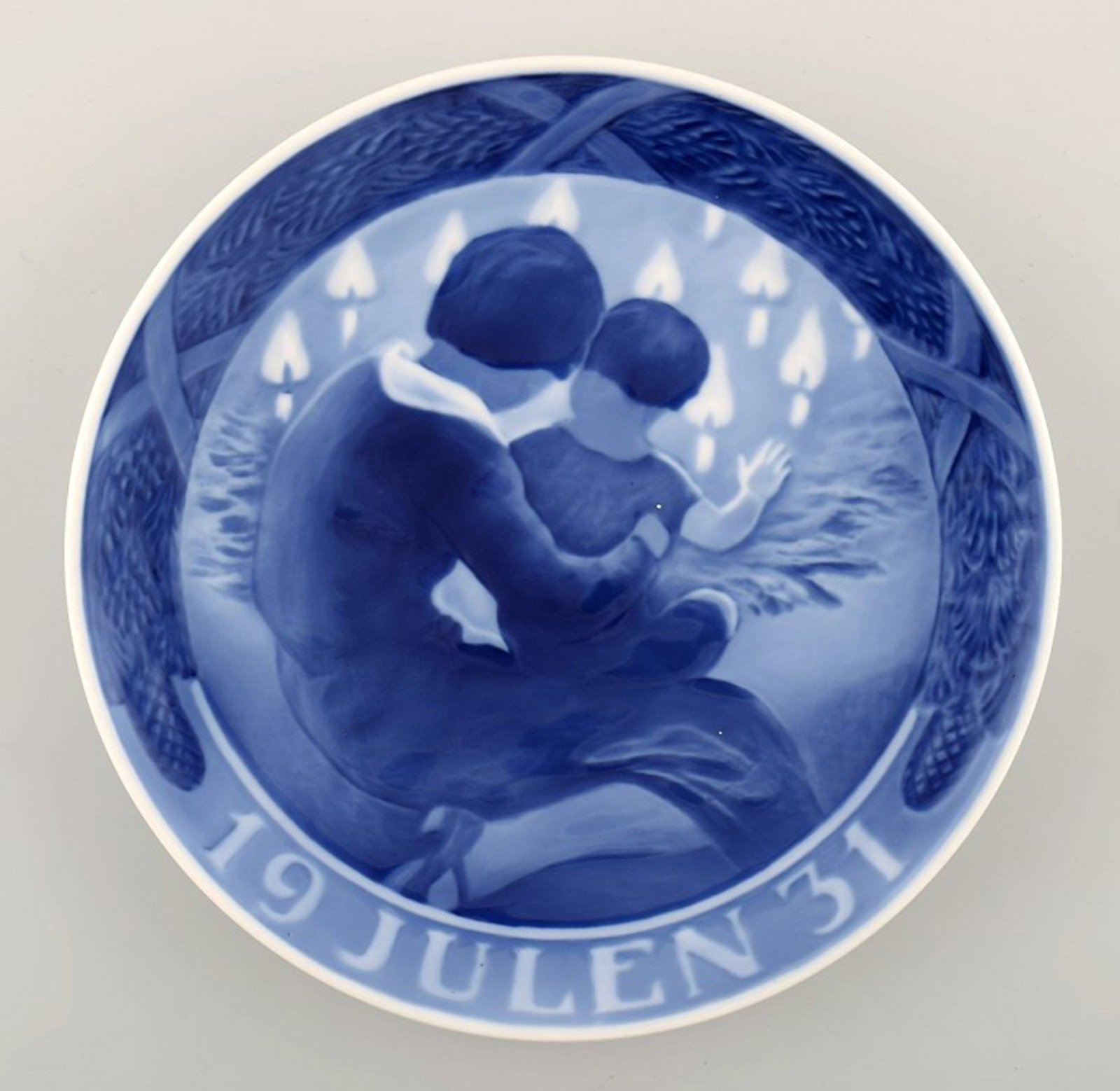 Royal Copenhagen, Christmas plate from 1931.: Brand: Royal Copenhagen Royal Copenhagen, Christmas plate from 1931. Reserve: $49.00 Shipping: Domestic: Shipping rates are determined by destination International: Foreign shipping rates are determin