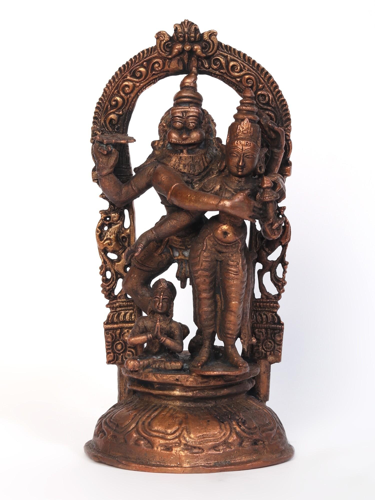 6" Copper Standing Lord Narasimha Idol with Goddess Lakshmi: Title: 6" Copper Standing Lord Narasimha Idol with Goddess Lakshmi Description: Lord Narasimha is the fiercest form of Lord Vishnu. In this form, he ripped apart Demon Hiranyakashipus's stomach and va