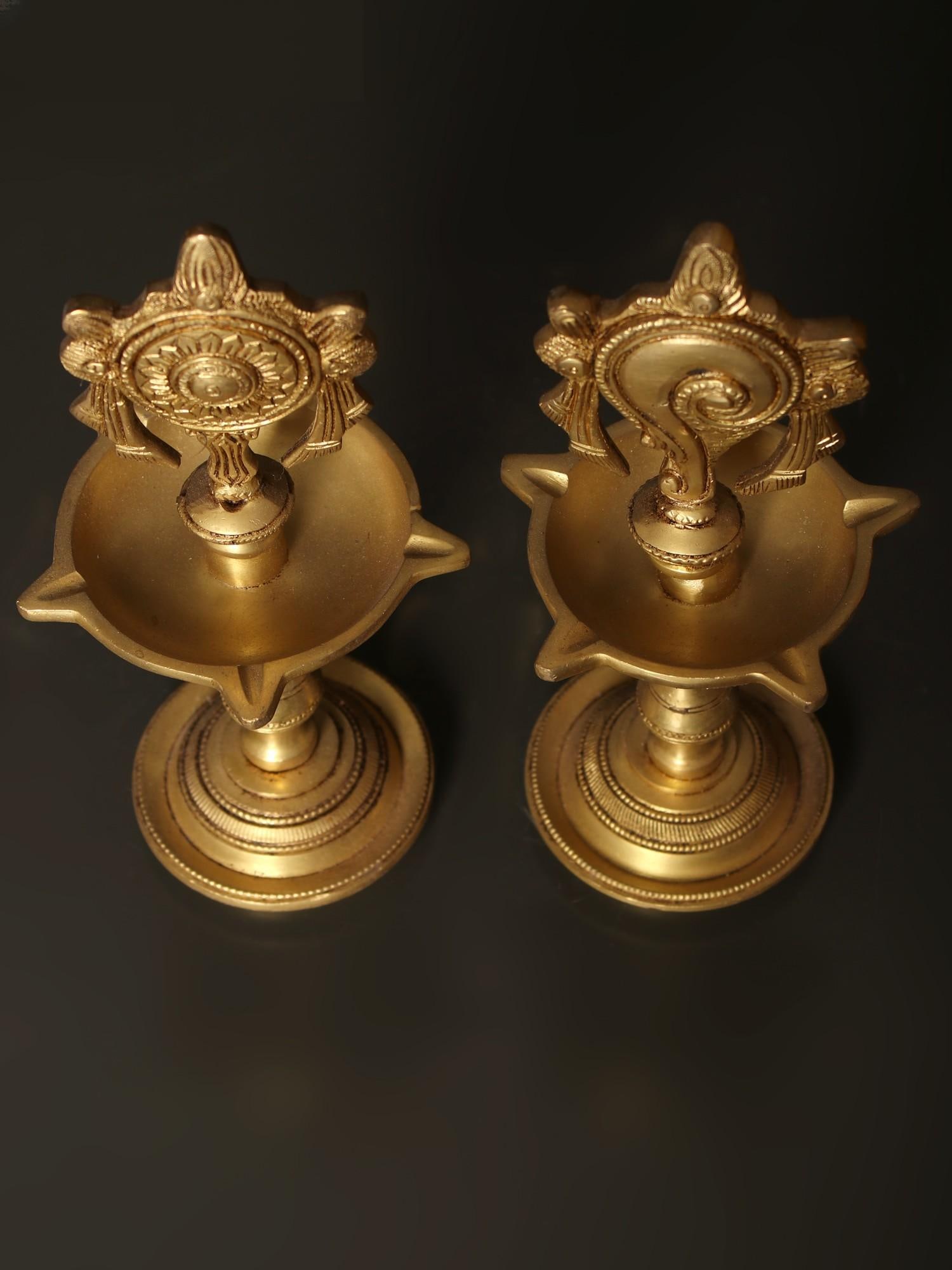 8" Pair of Multi Wicks Conch and Chakra Lamp in Brass - 2