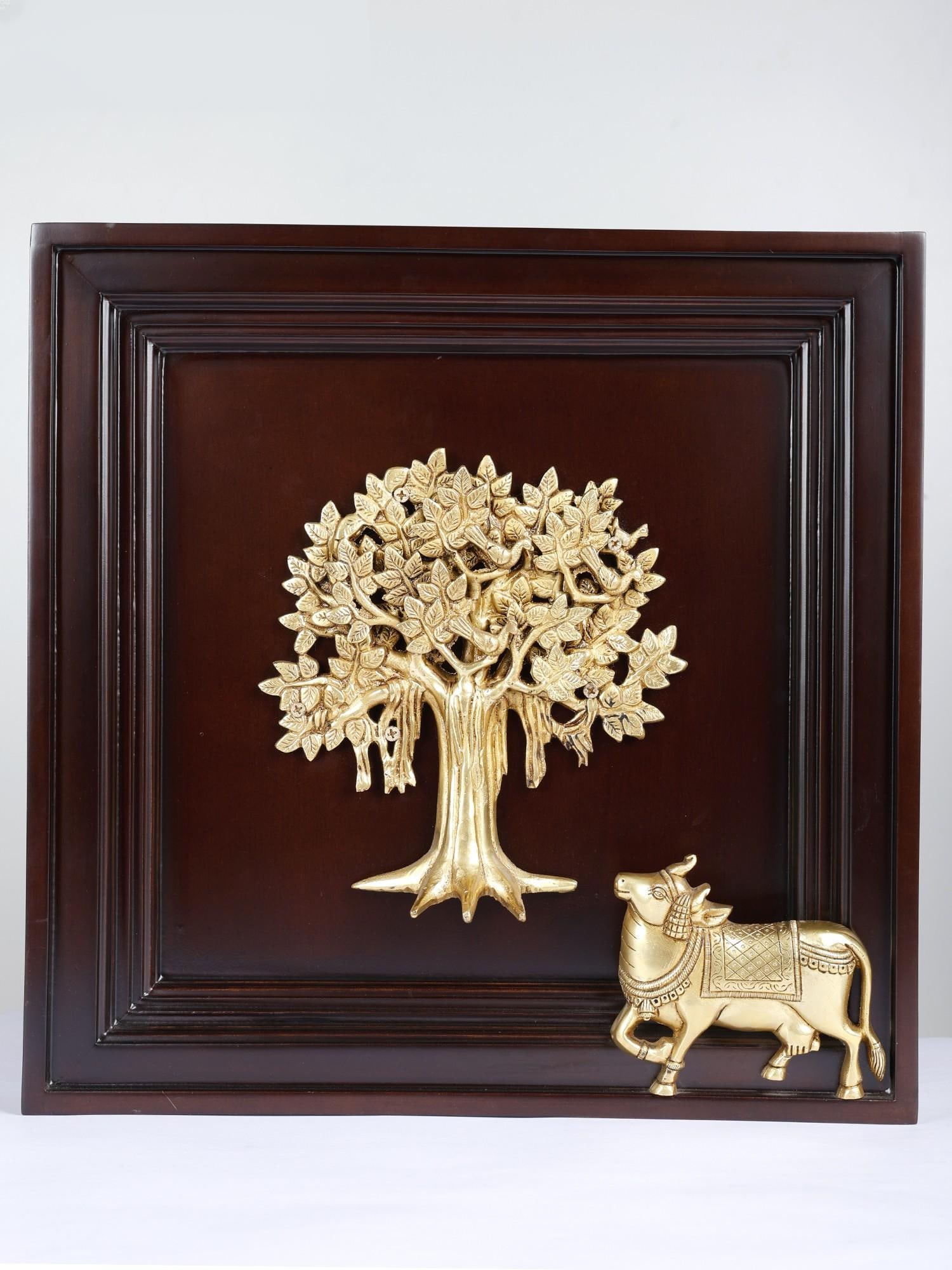 16" Brass Kamadhenu Cow Under The Kalpavriksh Tree | Wood Framed | Wall Hanging: Title: 16" Brass Kamadhenu Cow Under The Kalpavriksh Tree | Wood Framed | Wall Hanging Description: Additional Information: Hindu Gods & Goddesses Statues Reserve: $305.00 Shipping: Domestic: