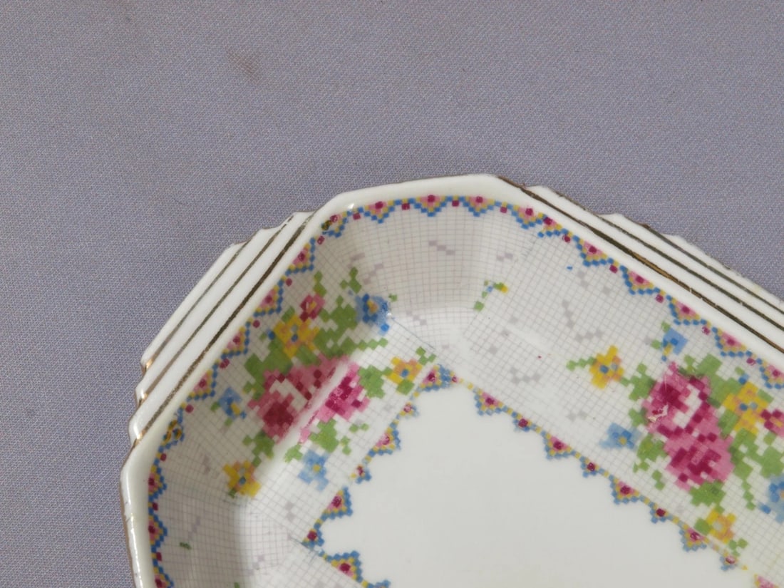 Royal Albert Bone China Petit Point Small Candy Nut Snack Tray Dish England - 2