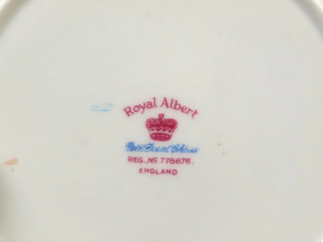 Royal Albert Bone China Petit Point Small Candy Nut Snack Tray Dish England - 3