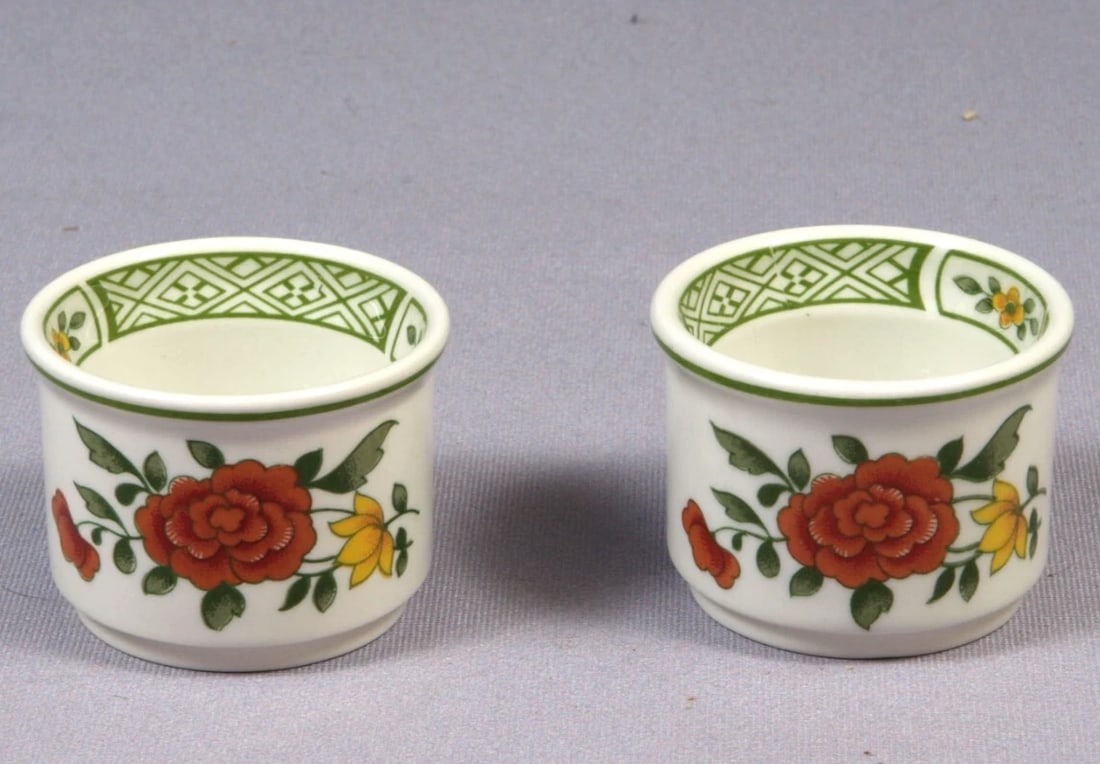 Villeroy & Boch Summer Day 2 TWO Egg Cup Holder set DISH Germany Vintage: This is a set of 2 (two) Egg cups. The set was made by Villeroy & Boch in Germany, in the lovely Summer Day pattern. The cups are properly marked with Villeroy & Boch backmark. The pattern features re