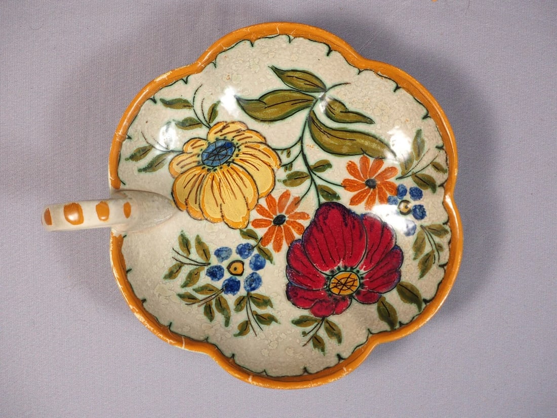 Royal Zuid-Holland Gouda Handled Scalloped Candy Dish Nappy Bertino Antique 1918 - 4