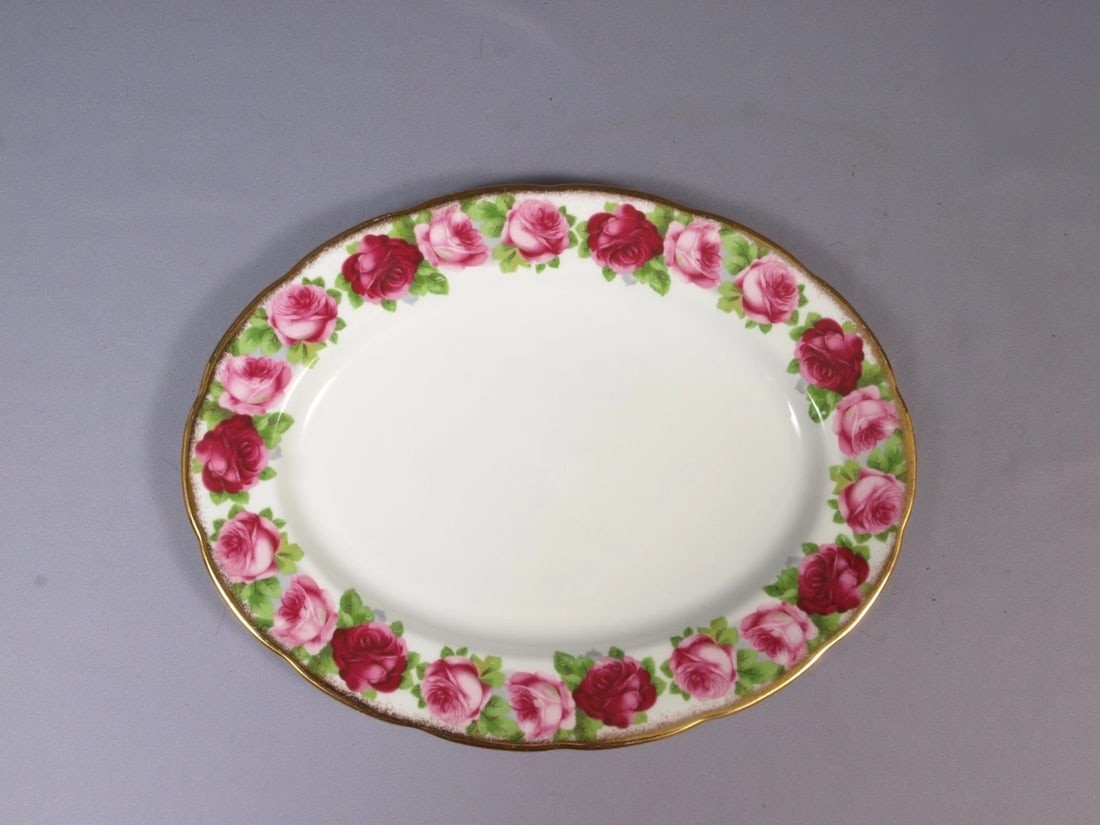 Royal Albert OLD ENGLISH ROSE Oval Mear Serving Platter England: This is a gorgeous Bone China OVAL Serving Platter, made by Royal Albert in England in Old English Rose pattern with heavy gold on the rim. It is properly marked with Royal Albert Crown China back sta