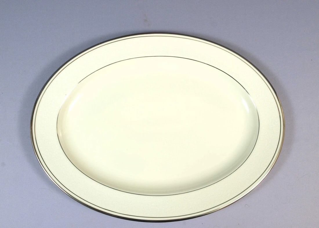 Minton BRIDAL VEIL Silver Platinum LARGE Oval Serving Platter EXCELLENT England (1 of 4)
