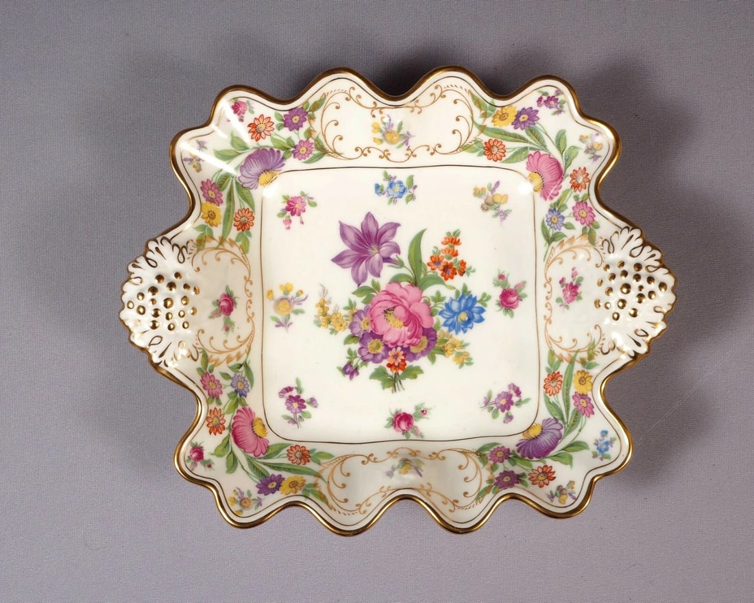 HAMMERSLEY DRESDEN SPRAYS Snack Dessert Tray Dish Flowers Gold Bone China