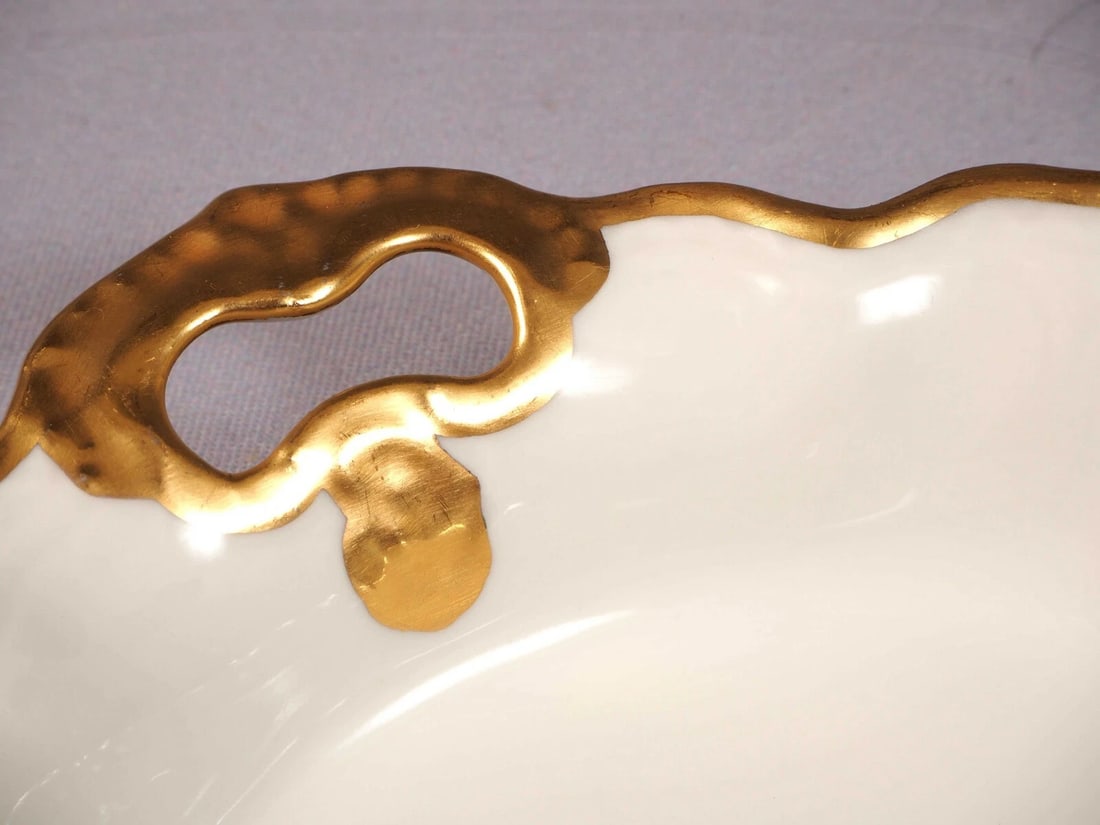 LIMOGES France PL Limoges M. Redon GOLD LEAF Nut Candy Snack Dish Tray Larger (1 of 5)