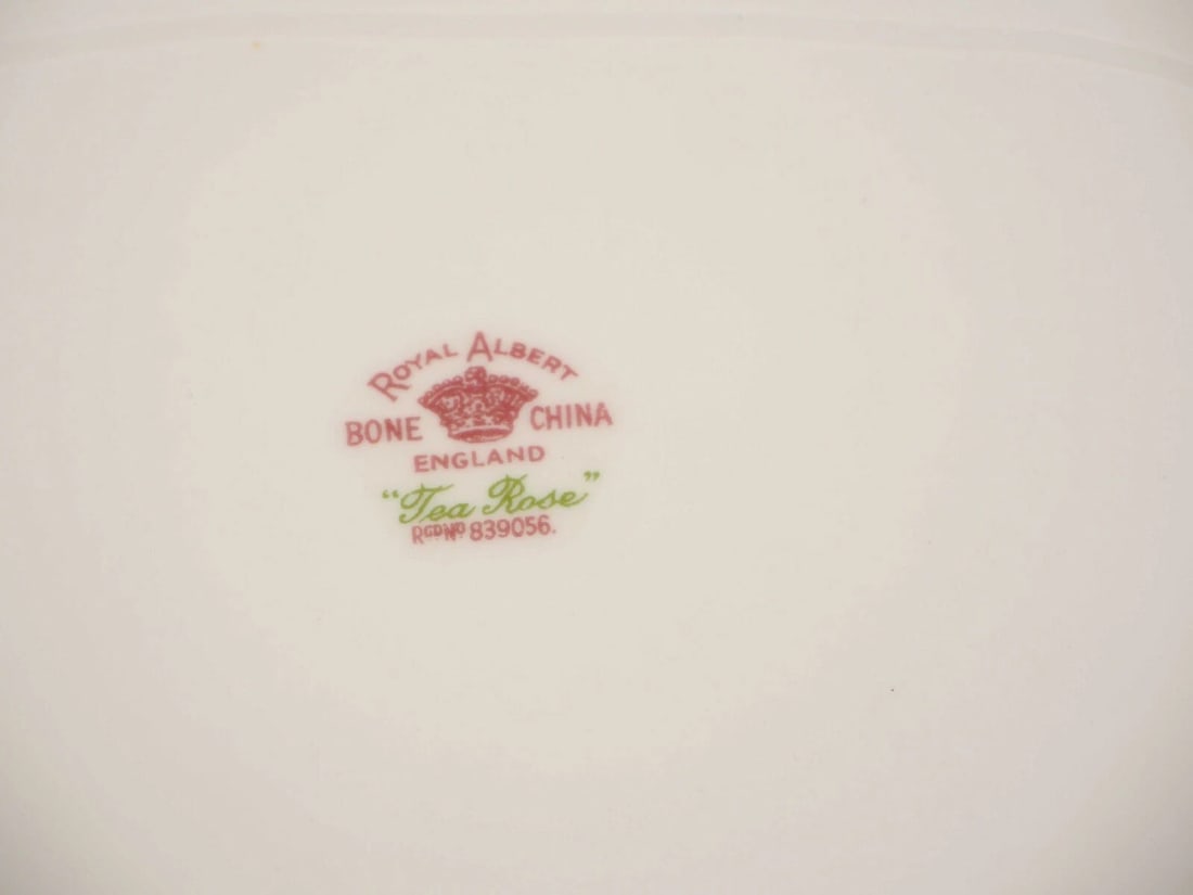 Royal Albert Yellow Tea Rose Bone China Cake Serving tray Platter England - 4