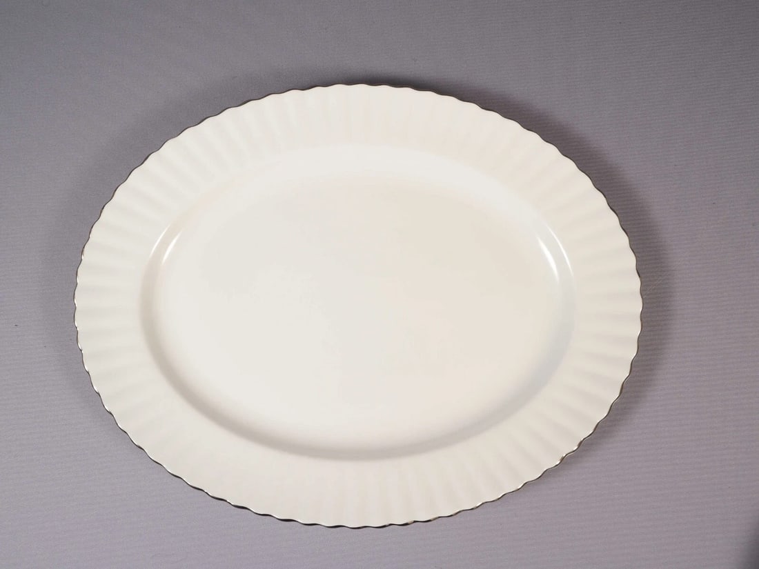 Royal Albert CHANTILLY OVAL Turkey Meat Serving Platter Silver Platinum 15": This is a gorgeous Bone ChinaLarge Serving Platter from the Chantilly collection by Royal Albert - Made in England. The rims of this pattern with hand-applied bands of platinum rim on snow white backg