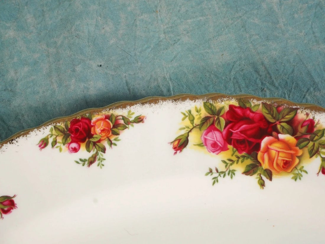 Royal Albert Old Country Roses England Vintage Meat Turkey Platter - 3