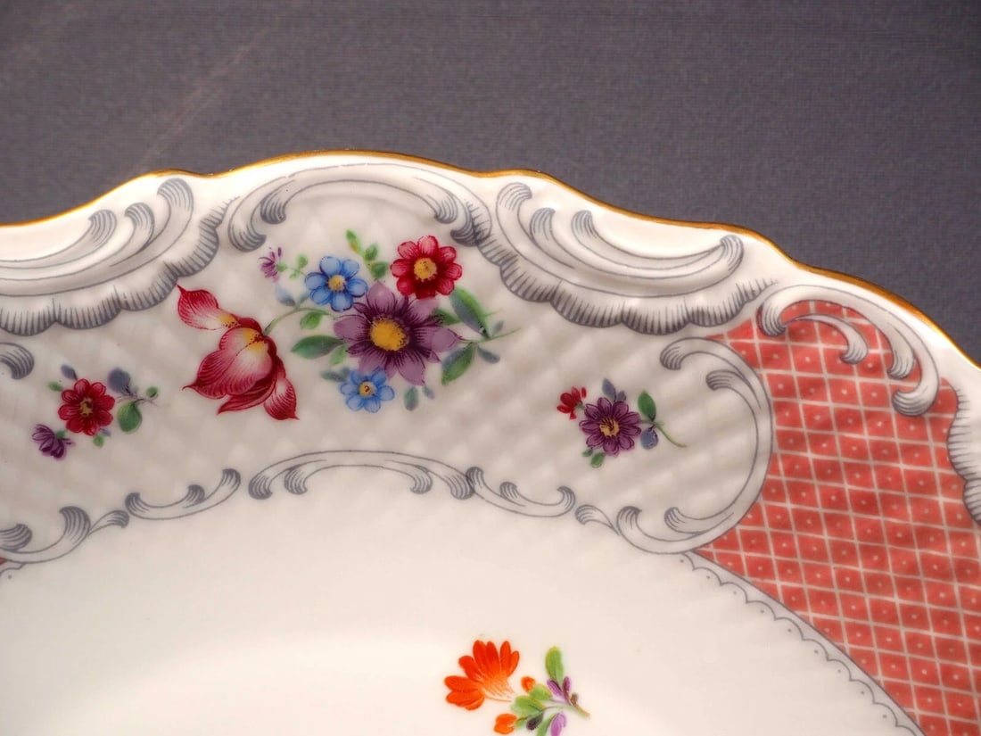 Vintage Schumann Bavaria Floral Chop / Serving Platters Flowers SCH503 Cabinet - 3