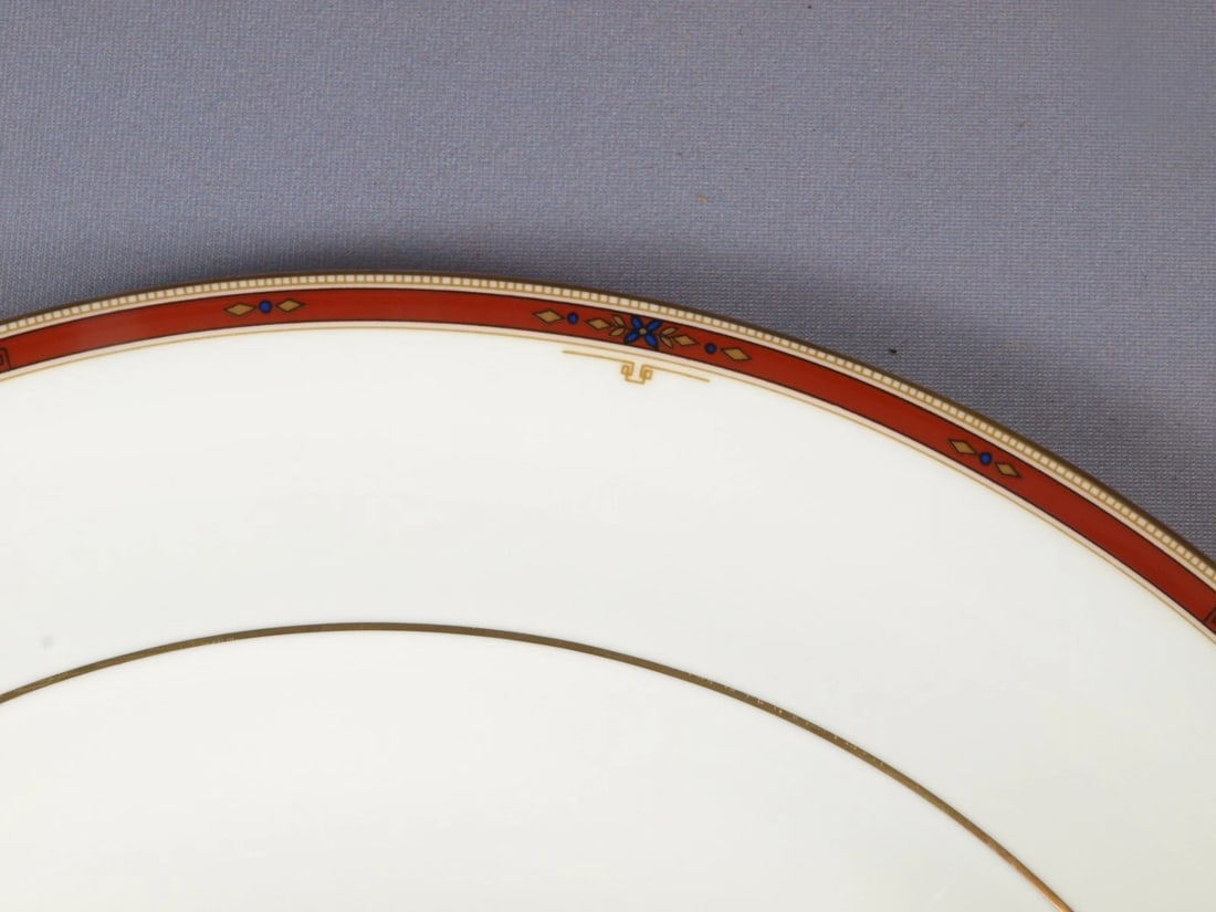 Wedgwood COLORADO Large Cake Chop Plate Platter England PERFECT: This is an exceptional Large Cake/Chop Plate/Platter made by Wedgwood in the stylish Colorado pattern. It features a gold rim and red band. Absolutely stunning The platter is properly marked. The