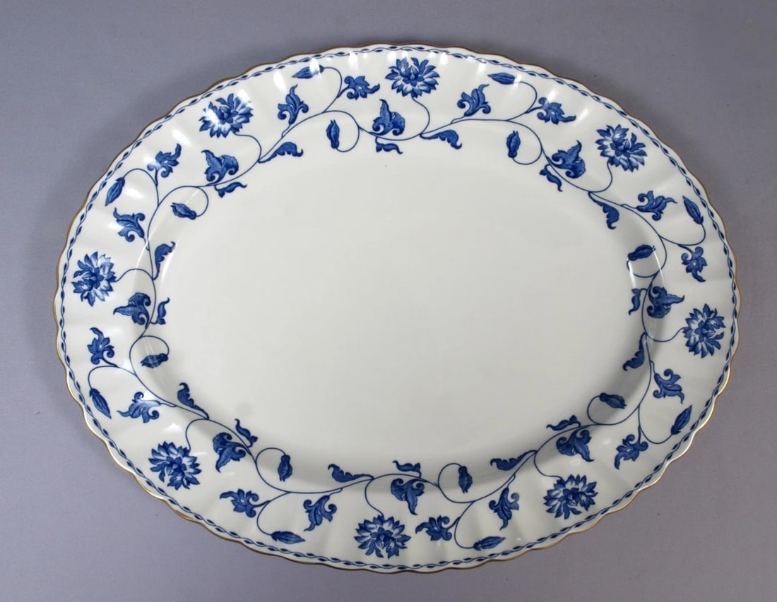 Copeland Spode Colonel Blue Oval Meat Turkey Serving Platter Vintage England: This is a gorgeous Large Serving Platter, from the famous Colonel Blue Pattern by Spode. It is a very rare and very hard to find item. The pattern was made between 1962 and 2009 and has been discontin
