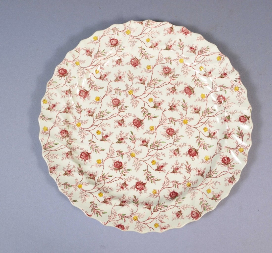 Copeland Spode Rosebud Chintz Pink Chop Plate Cake Platter Vintage 13 1/8": This is a gorgeous Chop/Cake Plate, from the famous Rosebud Chintz pattern by Spode Pattern. It is in the pink variation of the pattern. It has older Spode mark on the back. The plate is 13 1/8" in di