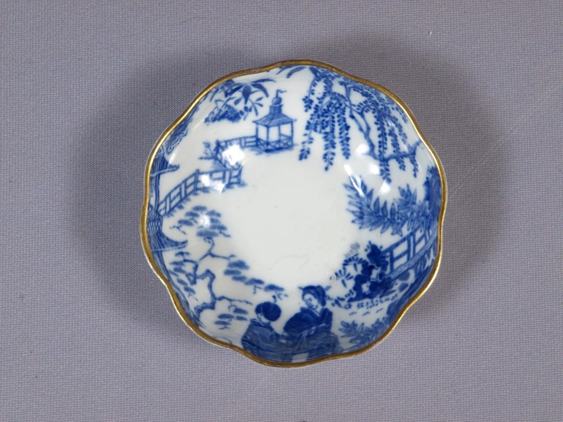 Royal Crown Derby Blue Mikado Nut Candy Snack Dish Tray Round England: This is a rare round Nut/Candy Trinket Dish/Tray, made by Royal Crown Derby in their famous Mikado collection. The Mikado pattern was designed in 1894 by Royal Crown Derby's art director, Thomas Amos 