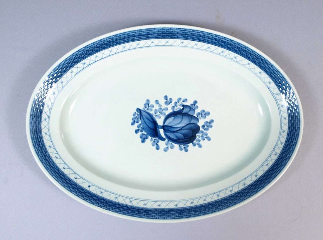 ROYAL COPENHAGEN Tranquebar Blue flowers Oval Platter Large Fajance Aluminia 15" (1 of 5)