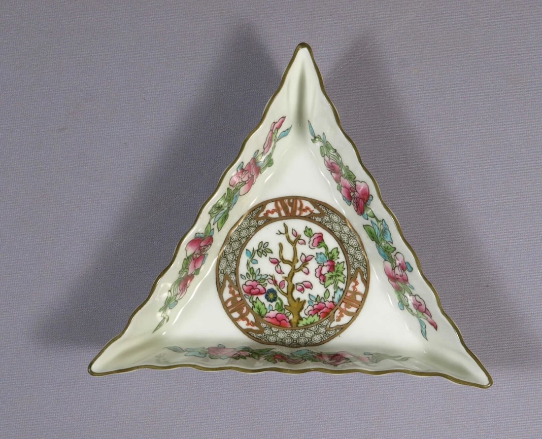 VINTAGE Coalport Indian Tree Snack Candy Nut DISH Tray Triangle Rare shape: This is a very hard to find triangle Candy Dish Tray made by Coalport, England in the famous Indian tree pattern. The pattern includes the crooked, coral-like branches of a leafy, flowering tree set i
