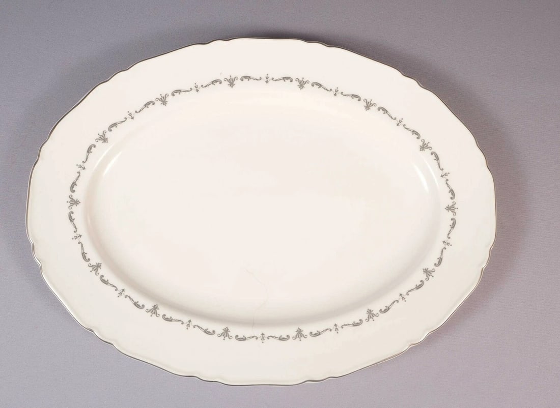 Royal Worcester SILVER CHANTILLY England Vintage Oval Turkey Meat Platter: This is a gorgeous Bone China Large Oval Serving Platter. It is in very classic Silver Chantilly pattern The platter is marked with Royal Worcester mark. It has very classic look and is is beautiful. 