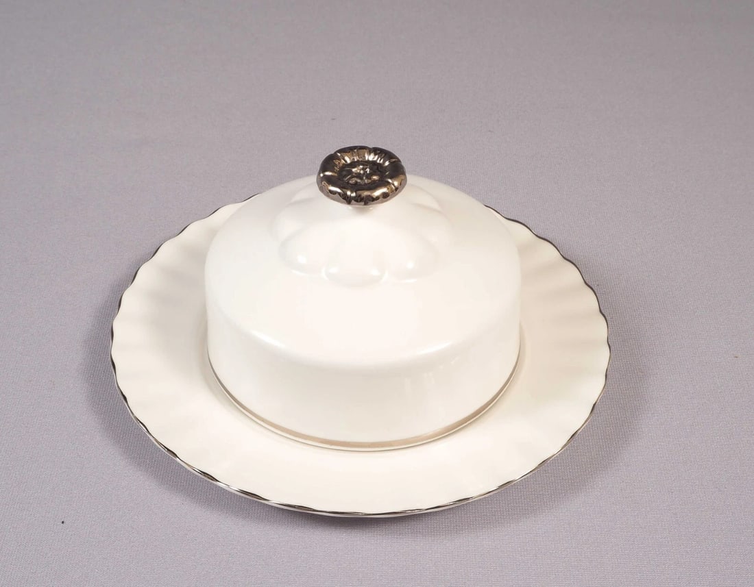 Royal Albert CHANTILLY Butter Dish Domed Lid Under Plate Silver Platinum England: This is a gorgeous Bone China Butter Dish with underplate from the Chantilly collection by Royal Albert - Made in England. The rims of this pattern with hand-applied bands of platinum rim on snow whit