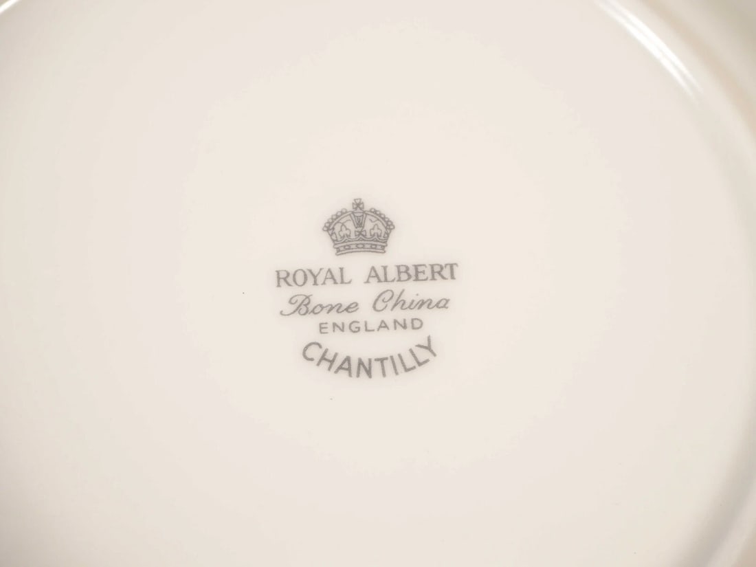 Royal Albert CHANTILLY Butter Dish Domed Lid Under Plate Silver Platinum England - 3