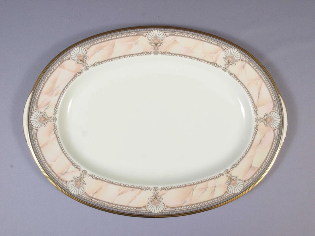 VINTAGE NORITAKE Pacific Majesty Oval TURKEY Platter 9771 Pink Shells: This is a beautiful Large Oval Serving Platter is made by Noritake in Pacific Majesty pattern. The pattern was made around between 1988 and 2002. It is really majestic pattern with white raised shells