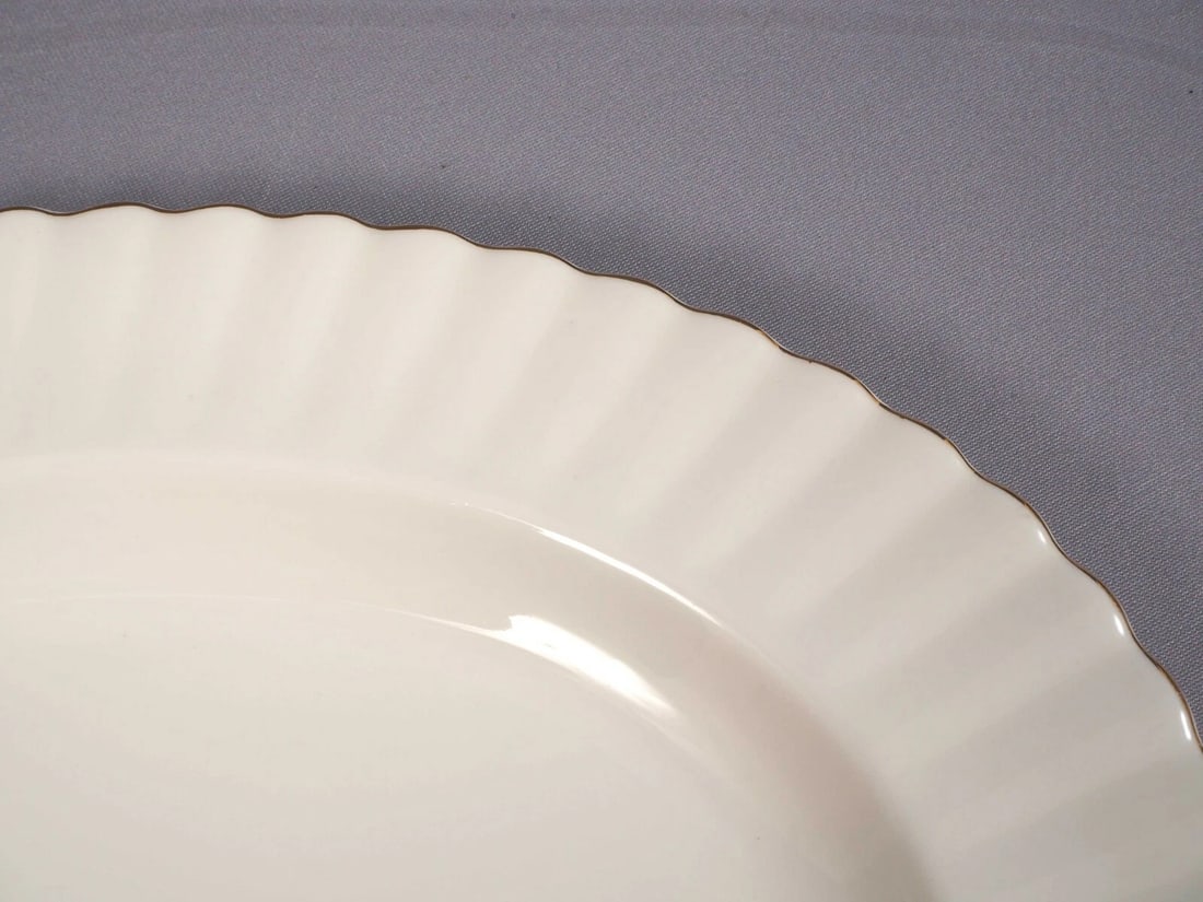 Royal Albert Val D'Or Large Oval Serving Platter Bone China Gold England 12 7/8" - 2
