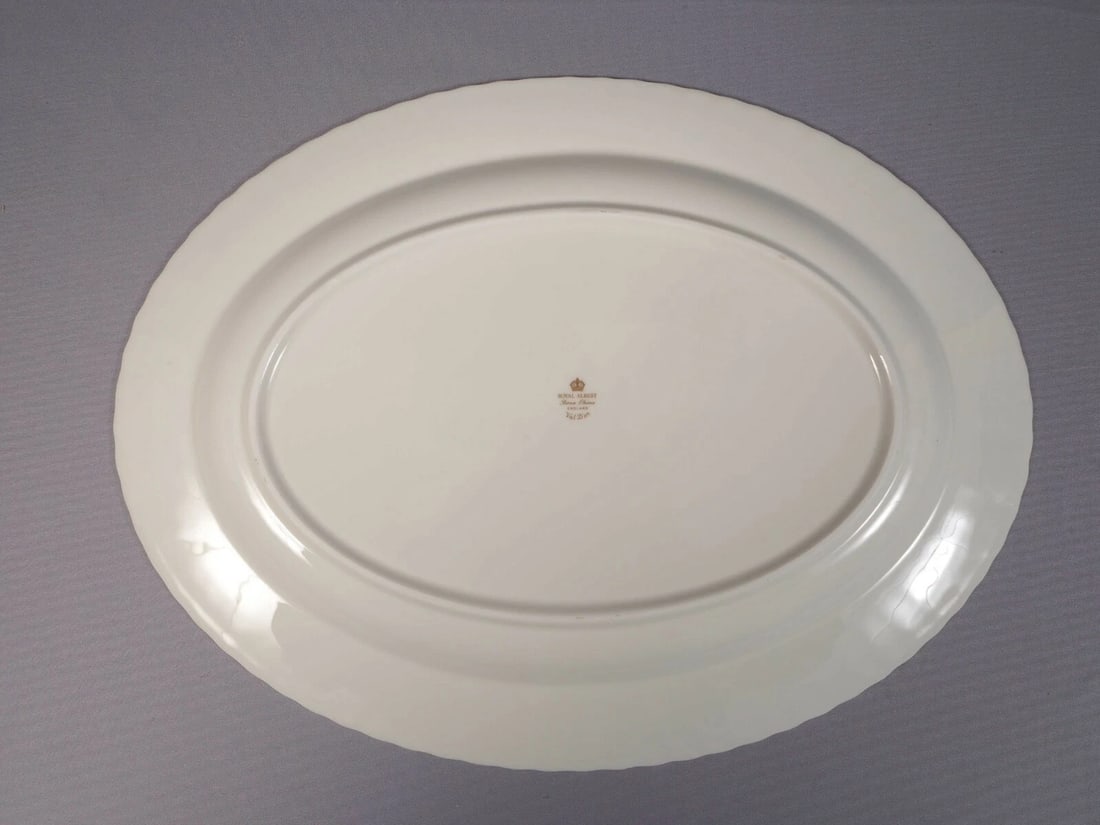Royal Albert Val D'Or Large Oval Serving Platter Bone China Gold England 12 7/8" - 3