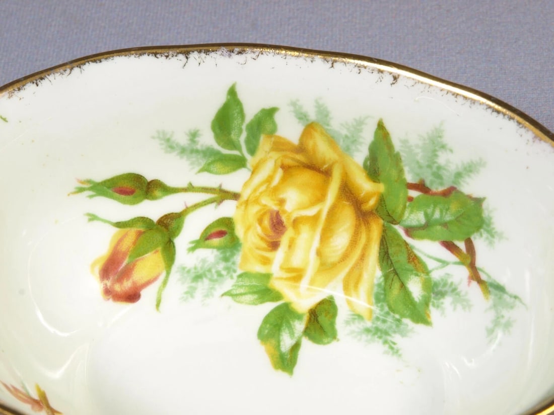Royal Albert Yellow Tea Rose Bone China Serving Nut Relish Trays Set of 2 - 3
