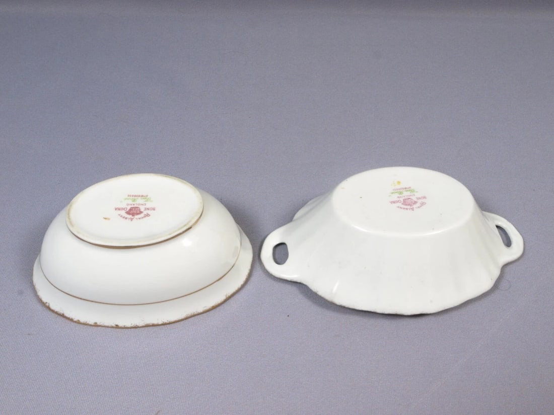 Royal Albert Yellow Tea Rose Bone China Serving Nut Relish Trays Set of 2 - 4