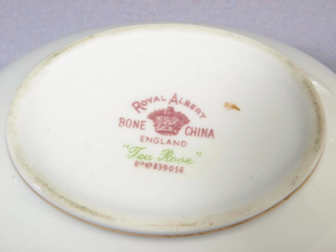 Royal Albert Yellow Tea Rose Bone China Serving Nut Relish Trays Set of 2 - 5