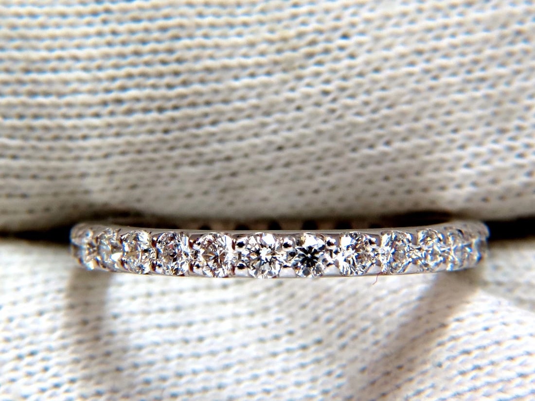 .93ct natural round diamonds sharing common prong infinity ring G/Vs 14kt** - 5