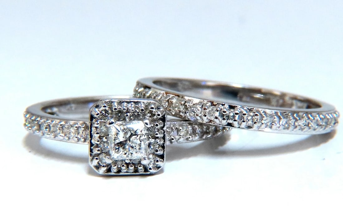 .40ct Natural Diamond Solitaire Ring + Band 14kt Set**: Title: .40ct Natural Diamond Solitaire Ring + Band 14kt Set** Description: Vintage Solitaire & Band .40ct Natural Princess Cut Diamond Center & .30ct Natural Round Cut Accent Diamonds. Center: H-color
