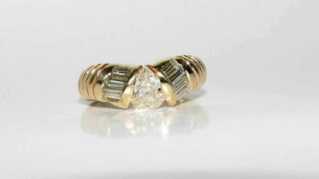 1.20CT PEAR SHAPE DIAMOND BAND RING 14KT+ - 7